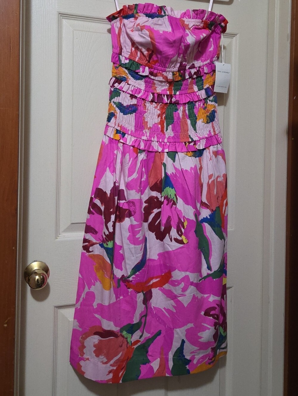Women’s Pink Floral Strapless Dress With Pockets